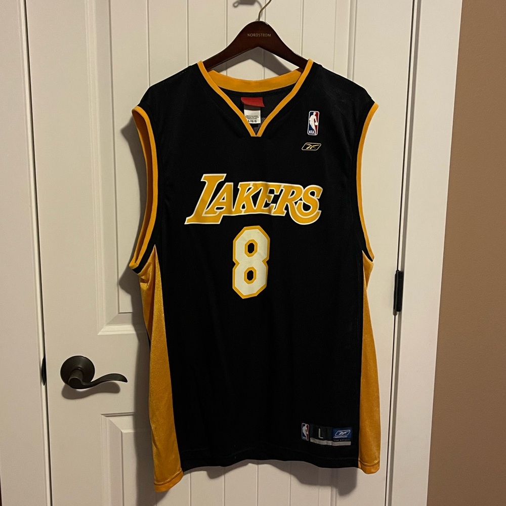 Kobe Bryant Lakers Jersey #8 - EUC